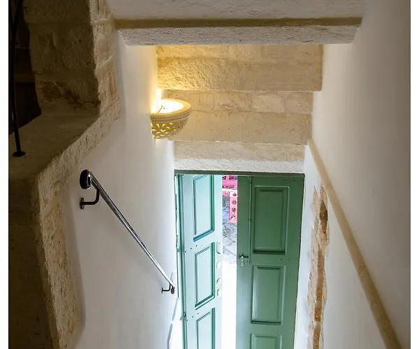 Dimora Dei Pentimi לינה וארוחת בוקר נוצ'י